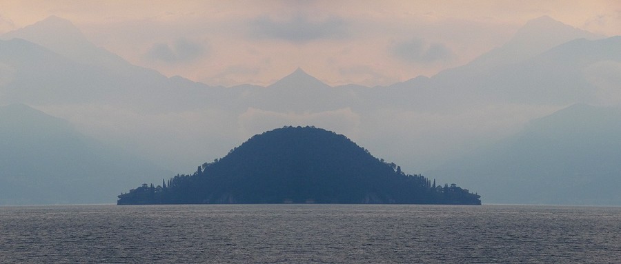 l'île symétrique...